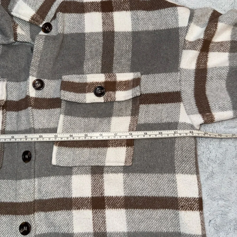Women’s Plaid Button-Up Shacket Size XL